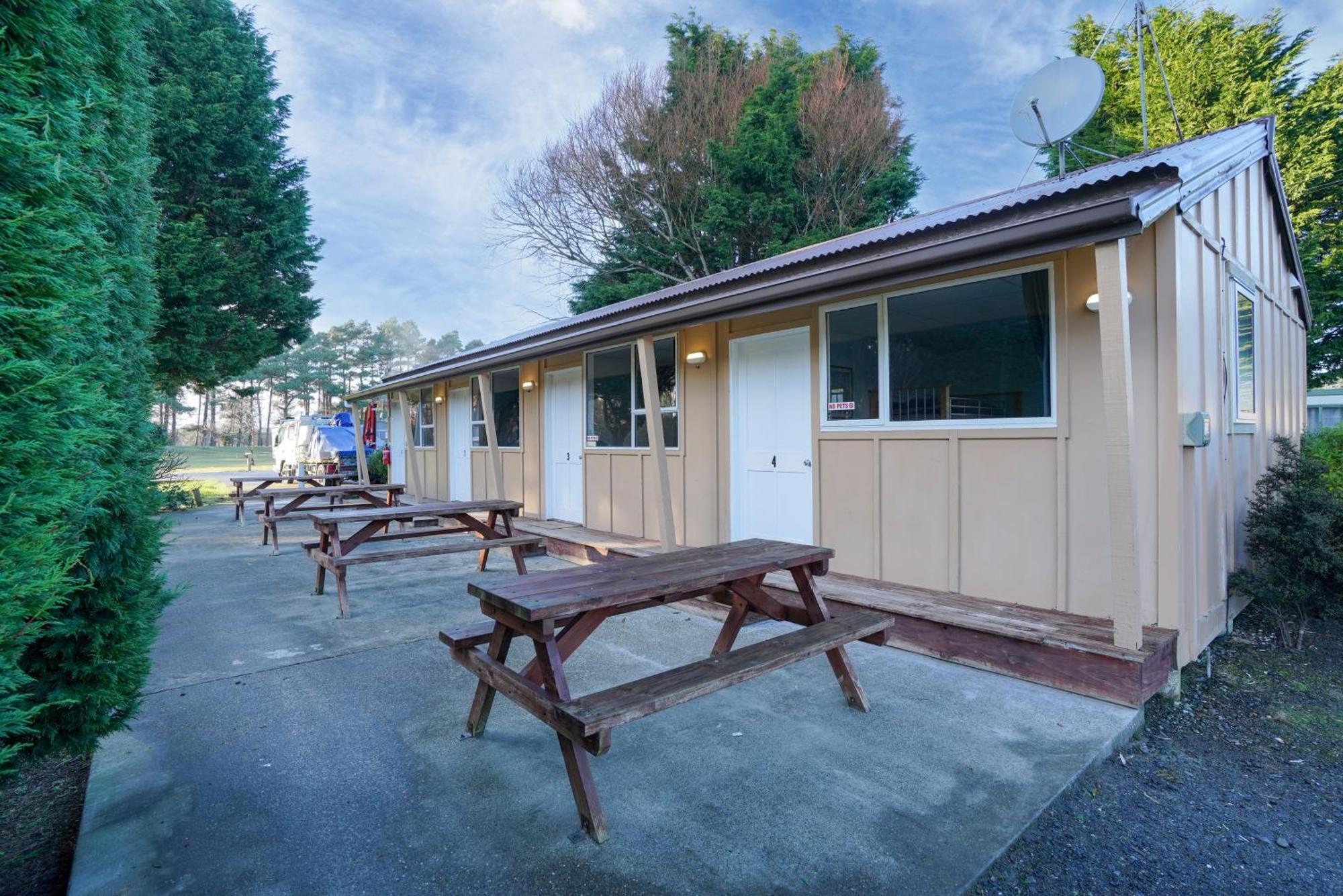 Beach Road Holiday Park Otatara エクステリア 写真
